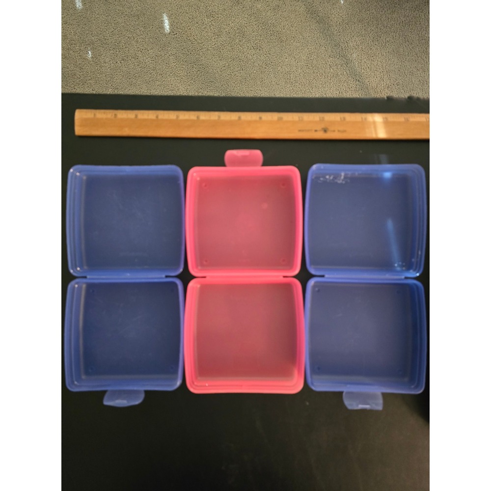 Tupperware Sandwich Keeper Set of 3 Vintage Blue & Pink Hinged Food Containers